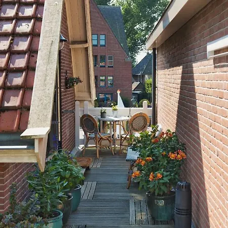 Com-in Διαμέρισμα